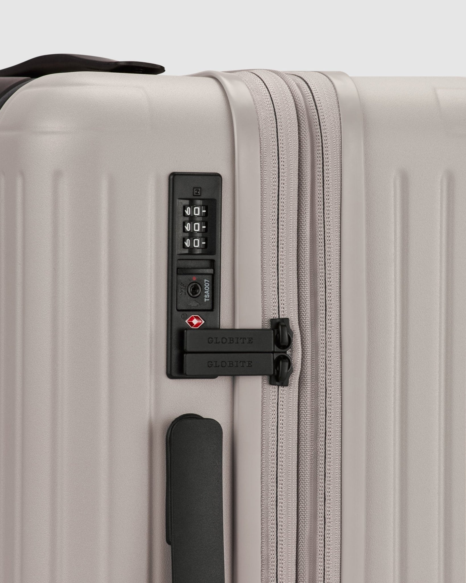 Carry On Expandable Suitcase - Moonbeam - Globite