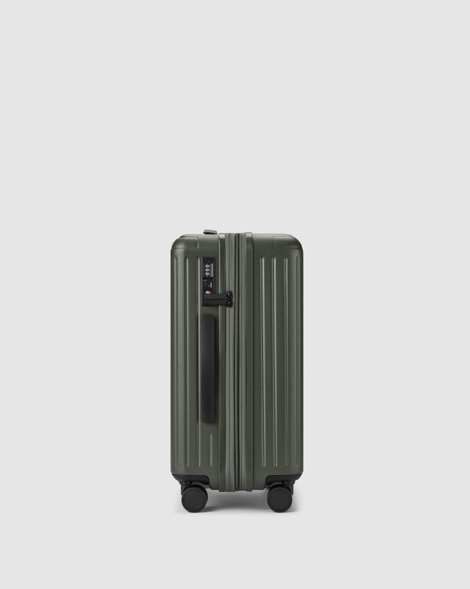 Carry On Expandable Suitcase - Olivine Green - Globite