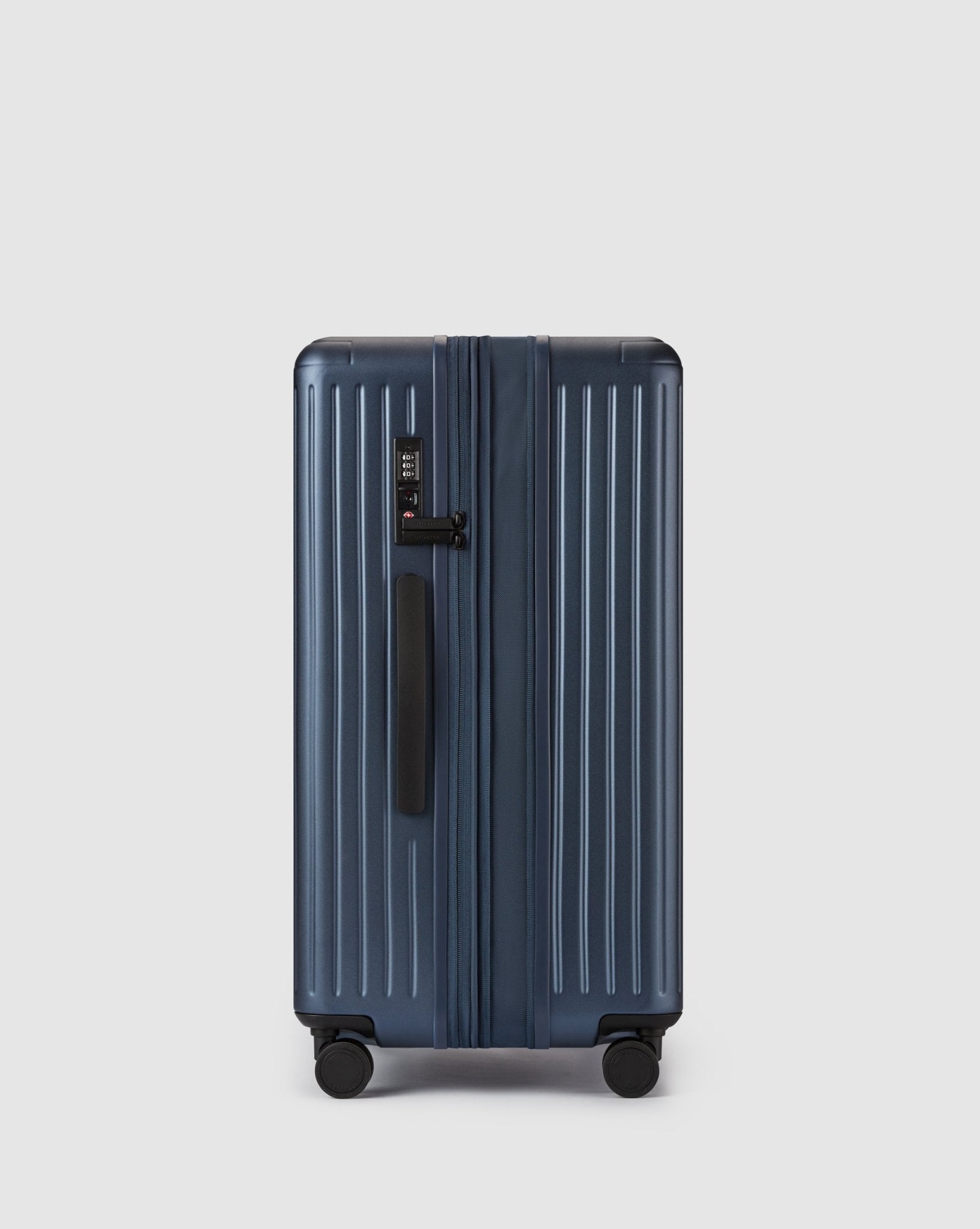 Expandable Medium Check In Suitcase - Moonlit Ocean Blue - Globite