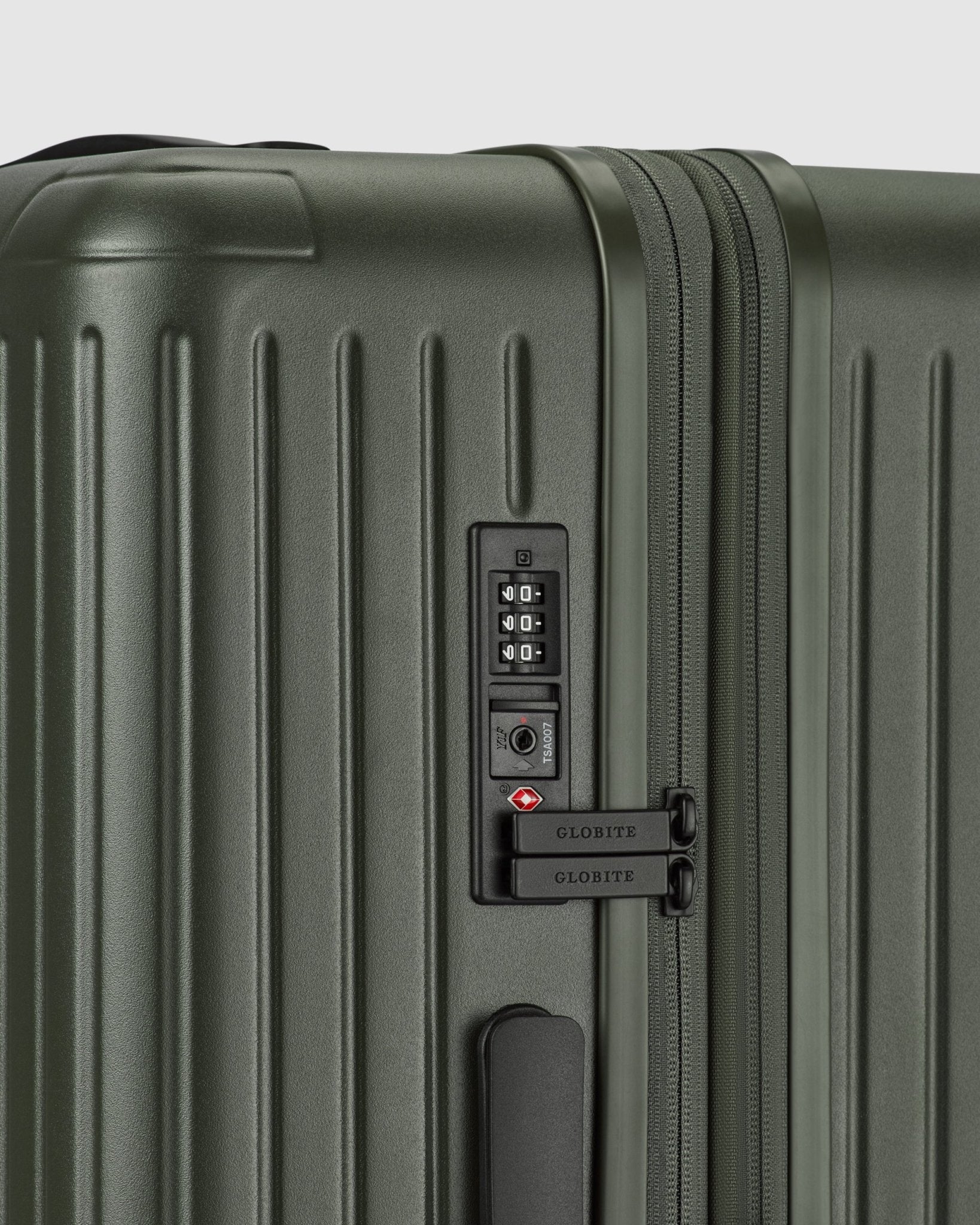 Expandable Medium Check In Suitcase - Olivine Green - Globite