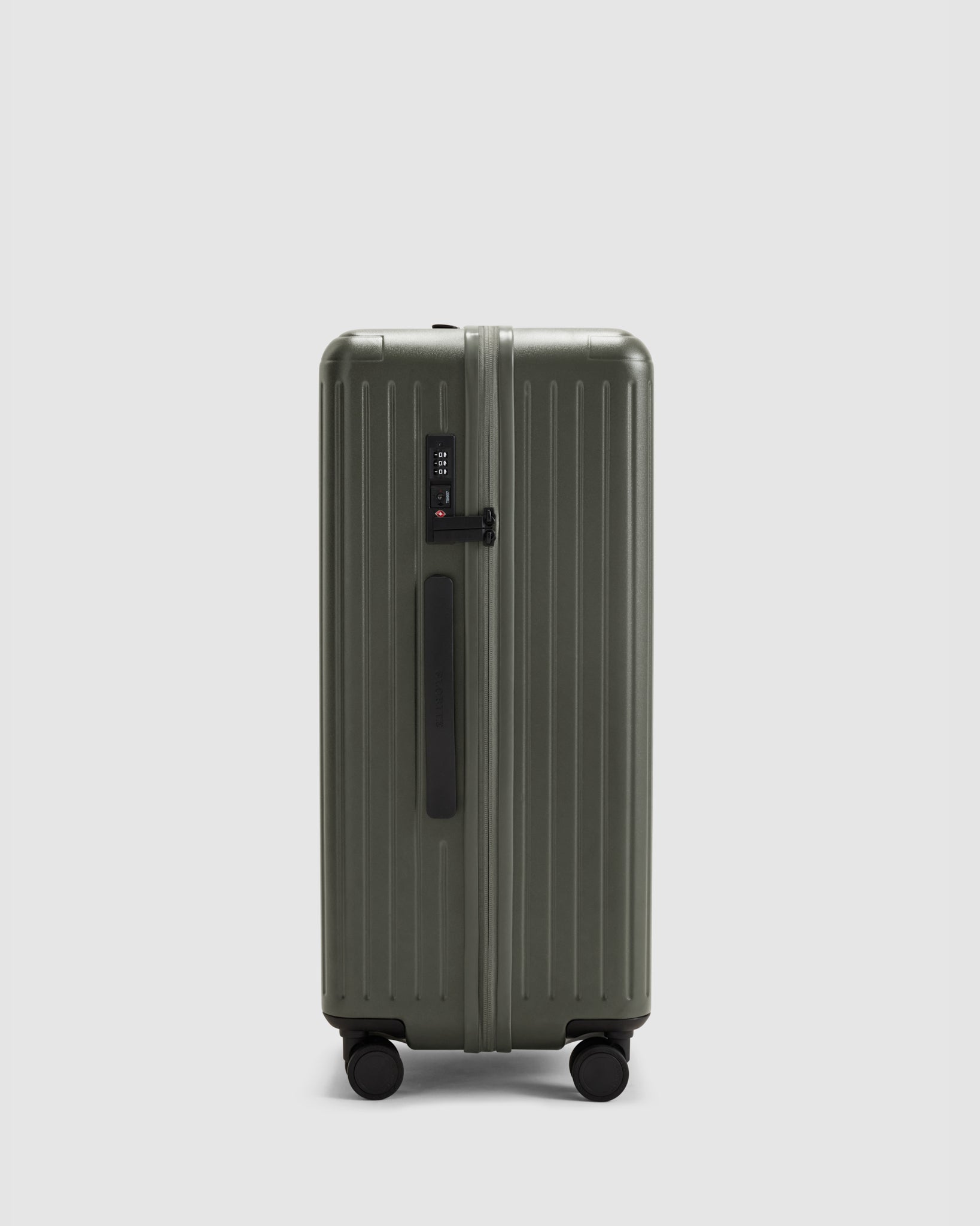 Medium Check In Suitcase - Olivine - Globite